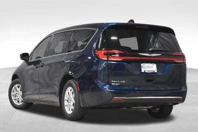 2025 Chrysler Pacifica PACIFICA SELECT