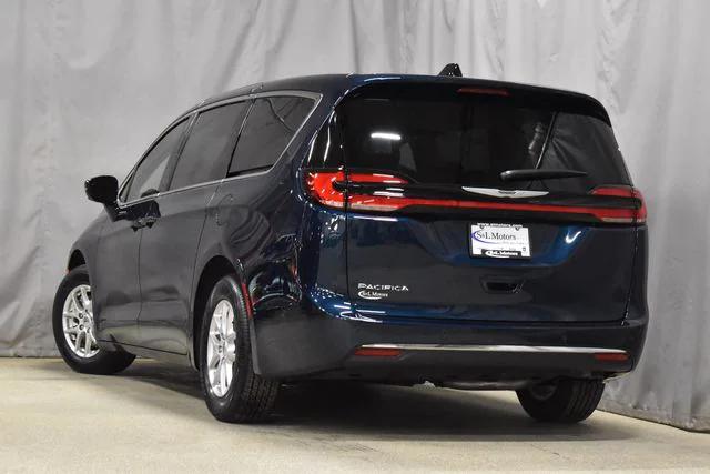 2025 Chrysler Pacifica PACIFICA SELECT