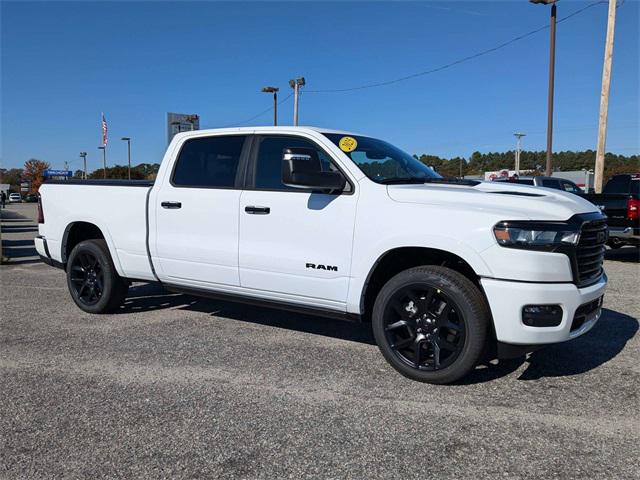 2025 RAM Ram 1500 RAM 1500 LARAMIE CREW CAB 4X4 64 BOX
