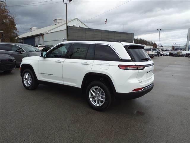 2025 Jeep Grand Cherokee GRAND CHEROKEE LAREDO X 4X4