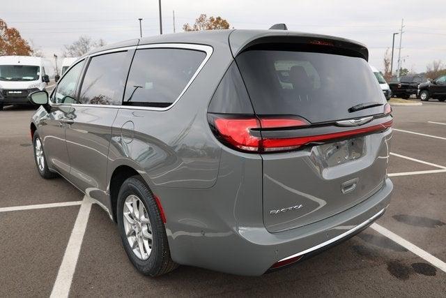 2025 Chrysler Pacifica PACIFICA SELECT