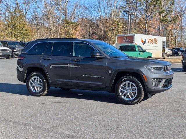 2025 Jeep Grand Cherokee GRAND CHEROKEE LAREDO X 4X2