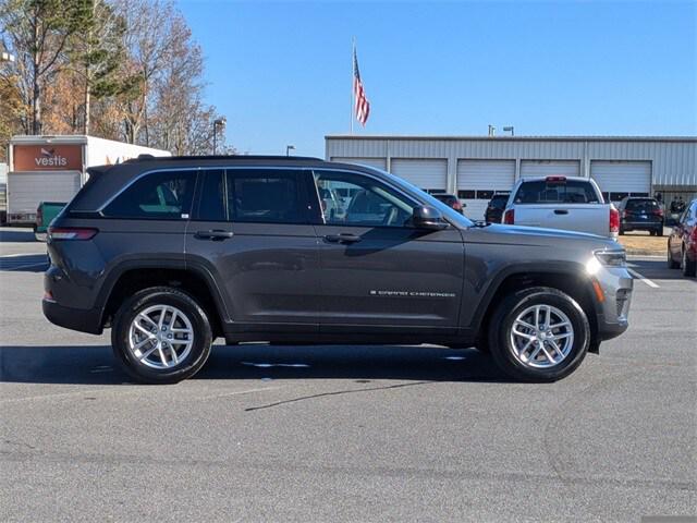 2025 Jeep Grand Cherokee GRAND CHEROKEE LAREDO X 4X2