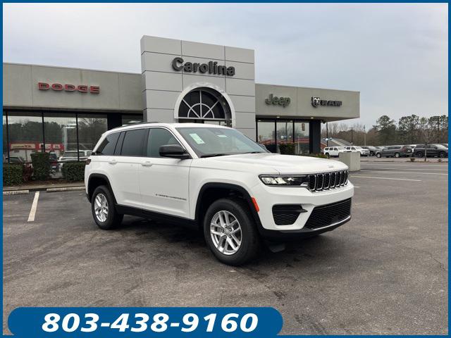 2025 Jeep Grand Cherokee GRAND CHEROKEE LAREDO X 4X4