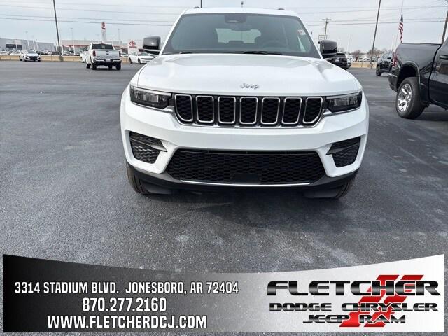 2025 Jeep Grand Cherokee GRAND CHEROKEE LAREDO X 4X4
