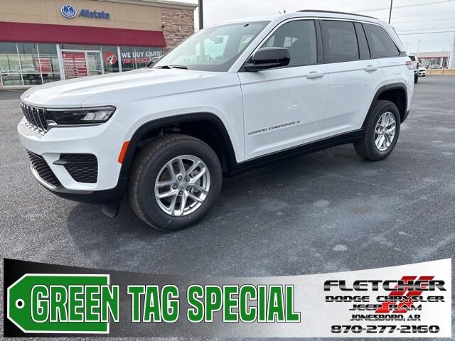 2025 Jeep Grand Cherokee GRAND CHEROKEE LAREDO X 4X4