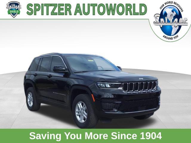 2025 Jeep Grand Cherokee GRAND CHEROKEE LAREDO 4X4