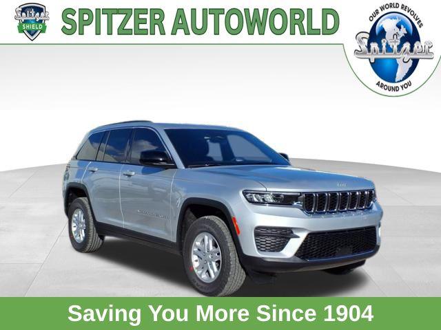 2025 Jeep Grand Cherokee GRAND CHEROKEE LAREDO 4X4