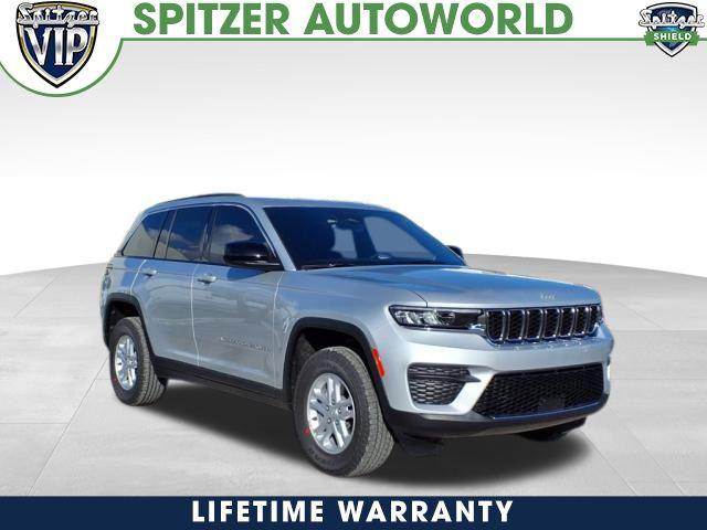 2025 Jeep Grand Cherokee GRAND CHEROKEE LAREDO 4X4