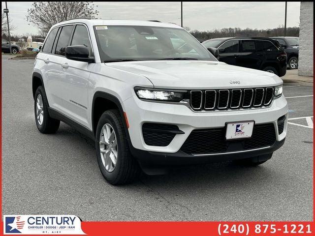 2025 Jeep Grand Cherokee GRAND CHEROKEE LAREDO X 4X4