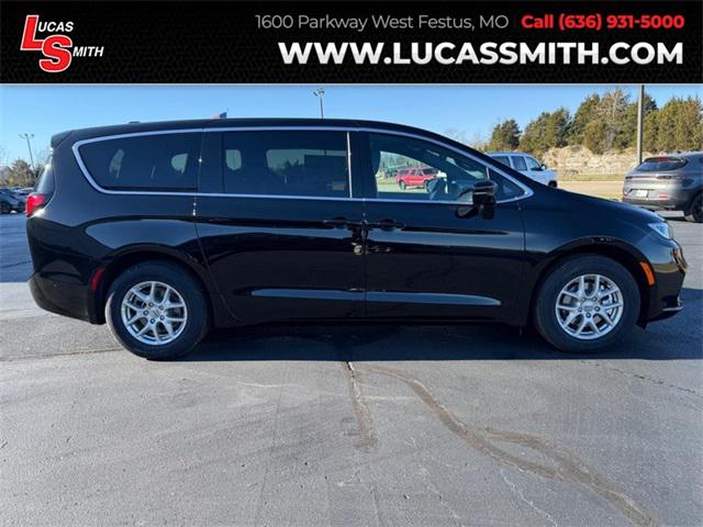 2025 Chrysler Pacifica PACIFICA SELECT