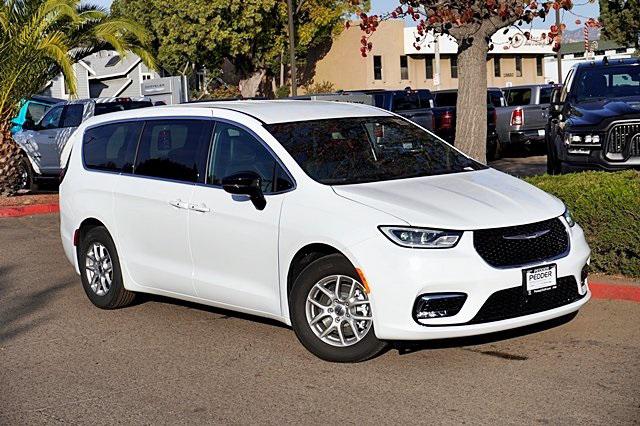 2025 Chrysler Pacifica PACIFICA SELECT