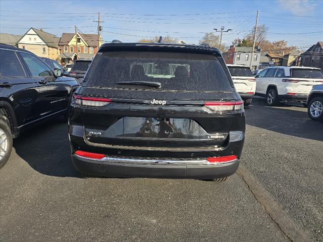 2025 Jeep Grand Cherokee Laredo X 4x4