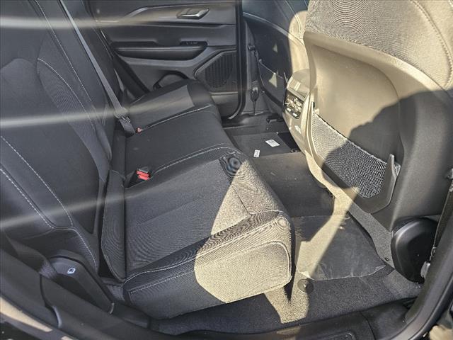 2025 Jeep Grand Cherokee Laredo X 4x4