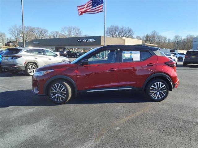 2023 Nissan Kicks SR Xtronic CVT