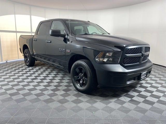 2022 RAM 1500 Classic Tradesman Crew Cab 4x4 57 Box