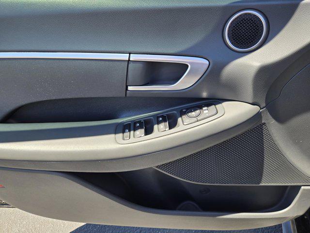 2022 Hyundai Sonata SE