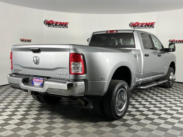 2023 RAM 3500 Big Horn Crew Cab 4x4 8 Box