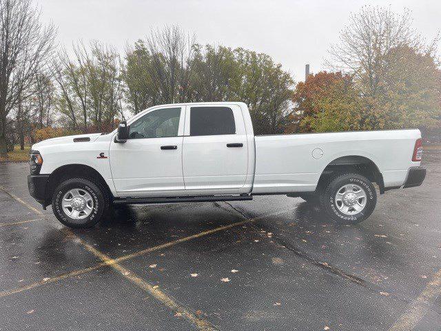 2023 RAM Ram 2500 RAM 2500 TRADESMAN CREW CAB 4X4 8 BOX