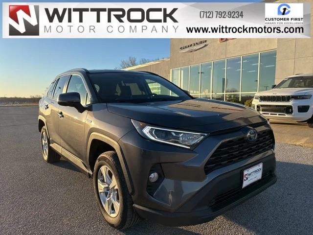 2020 Toyota RAV4 Hybrid XLE