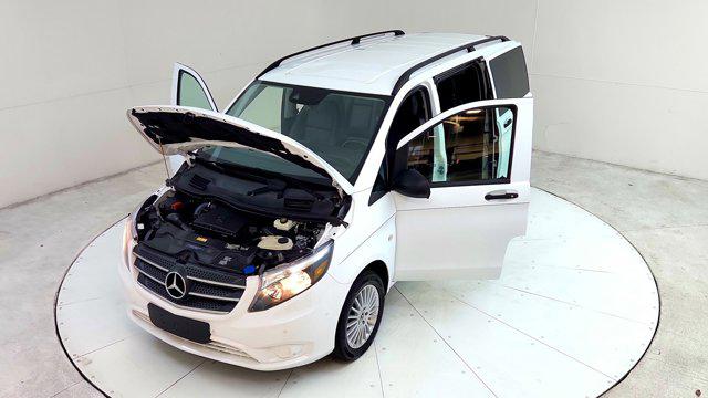 2019 Mercedes-Benz Metris Standard Roof 126" Wheelbase