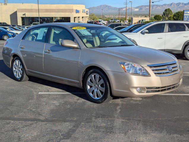 2005 Toyota Avalon