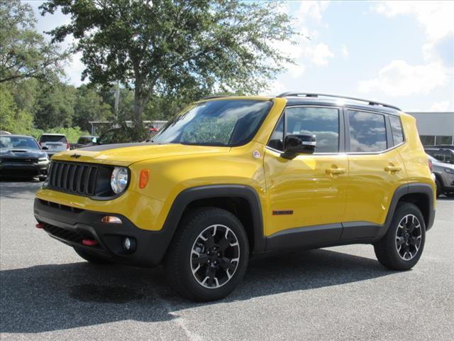 2023 Jeep Renegade RENEGADE TRAILHAWK 4X4