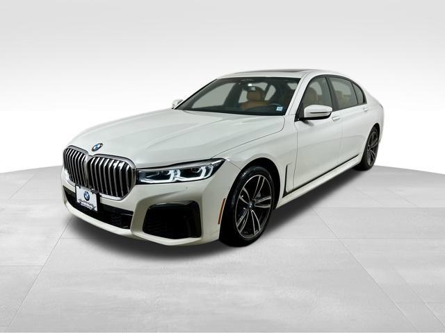 2022 BMW 750