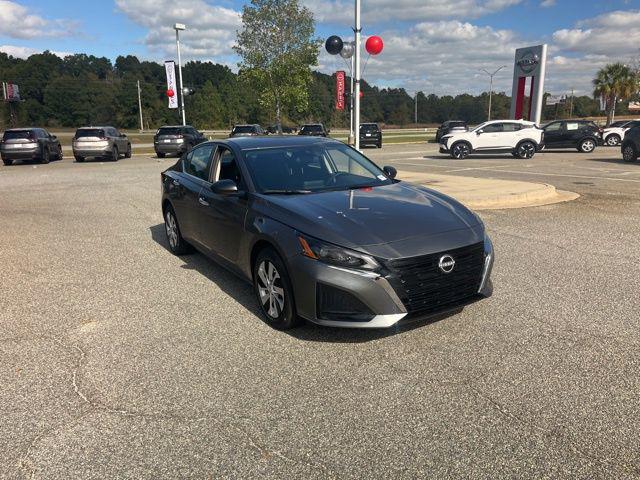 2025 Nissan Altima S FWD