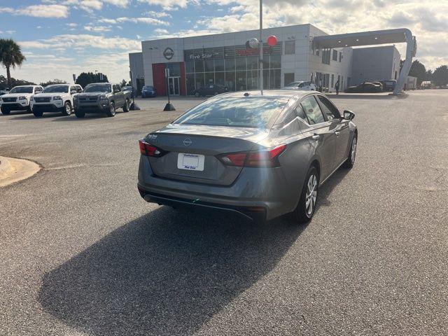 2025 Nissan Altima S FWD