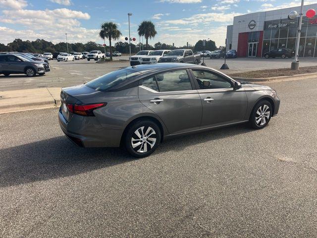2025 Nissan Altima S FWD
