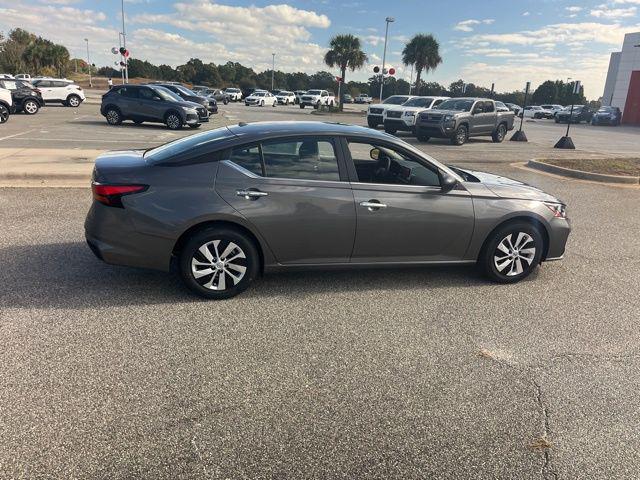 2025 Nissan Altima S FWD