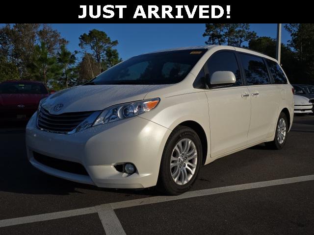 2016 Toyota Sienna