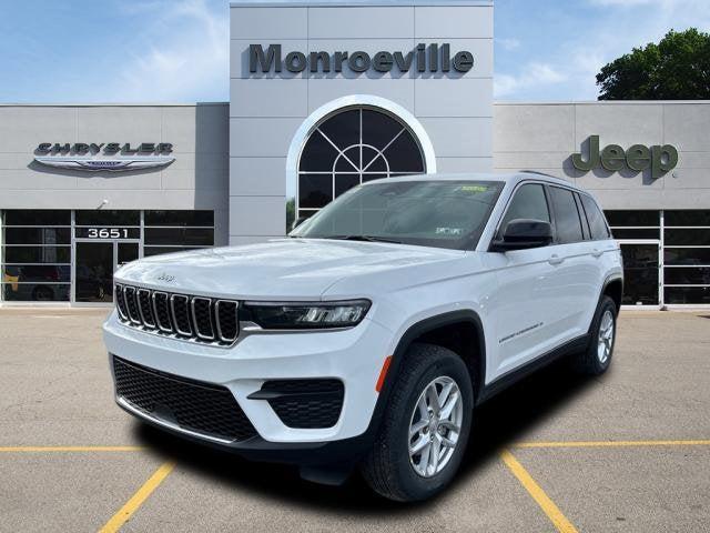 2025 Jeep Grand Cherokee GRAND CHEROKEE LAREDO X 4X4