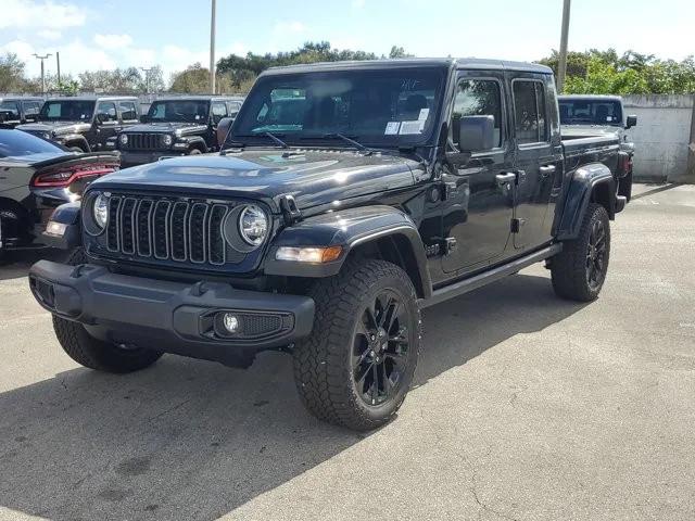 2025 Jeep Gladiator GLADIATOR NIGHTHAWK 4X4