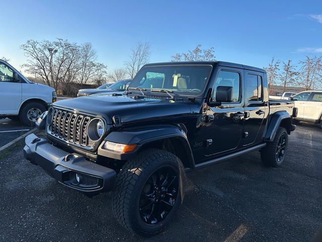 2025 Jeep Gladiator GLADIATOR NIGHTHAWK 4X4