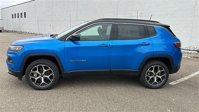 2025 Jeep Compass COMPASS LIMITED 4X4