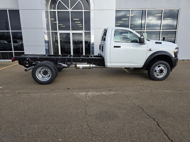 2024 RAM Ram 5500 Chassis Cab RAM 5500 TRADESMAN CHASSIS REGULAR CAB 4X4 84 CA