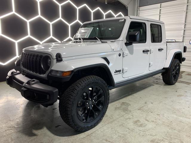 2025 Jeep Gladiator GLADIATOR NIGHTHAWK 4X4