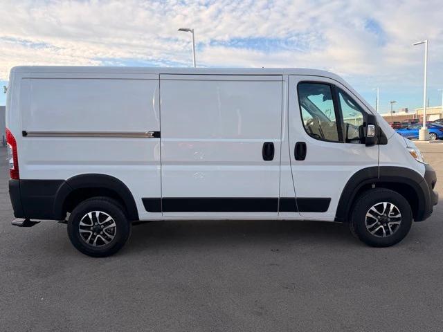 2025 RAM Ram ProMaster RAM PROMASTER 1500 SLT CARGO VAN LOW ROOF 136 WB