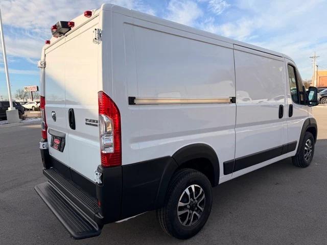 2025 RAM Ram ProMaster RAM PROMASTER 1500 SLT CARGO VAN LOW ROOF 136 WB