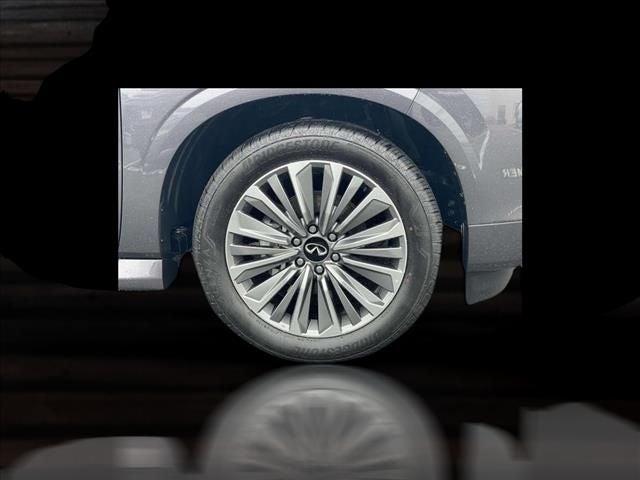 2025 INFINITI QX80 LUXE AWD