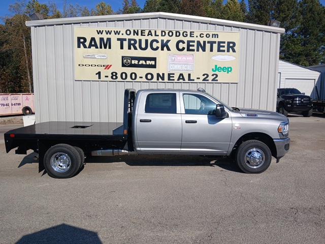 2024 RAM Ram 3500 Chassis Cab RAM 3500 TRADESMAN CREW CAB CHASSIS 4X4 60 CA