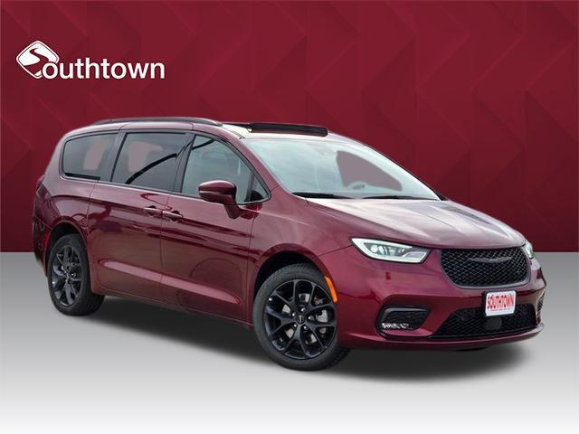 2023 Chrysler Pacifica Touring L AWD