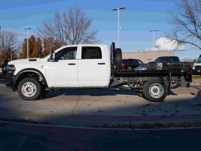 2024 RAM Ram 5500 Chassis Cab RAM 5500 TRADESMAN CHASSIS CREW CAB 4X4 60 CA