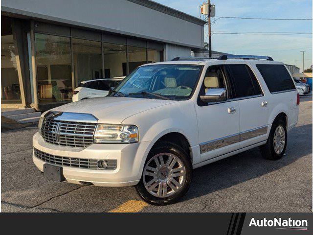 2013 Lincoln Navigator L