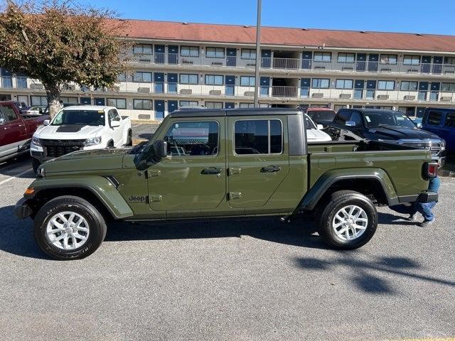 2023 Jeep Gladiator Sport S 4x4