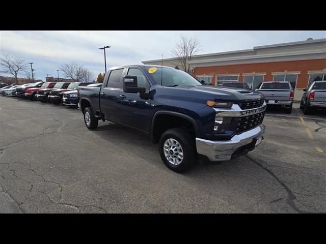 2022 Chevrolet Silverado 2500HD 4WD Crew Cab Standard Bed LT