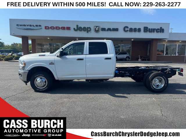 2024 RAM Ram 3500 Chassis Cab RAM 3500 TRADESMAN CREW CAB CHASSIS 4X4 60 CA