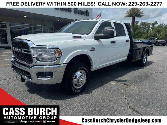 2024 RAM Ram 3500 Chassis Cab RAM 3500 TRADESMAN CREW CAB CHASSIS 4X4 60 CA